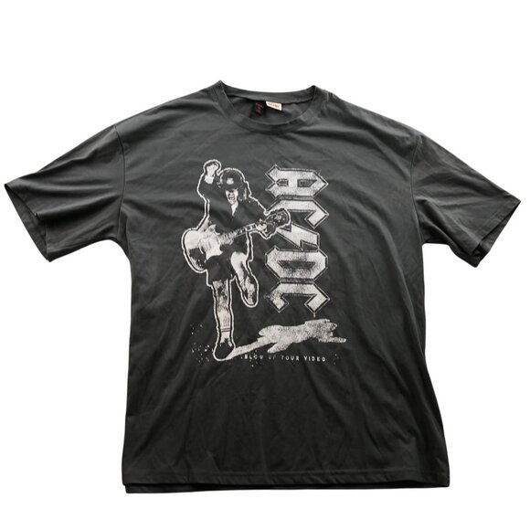 AC/DC Mens T-Shirt Medium Graphic Band Tee Romwe Angus Young Rock Band Shirt - Picture 1 of 10